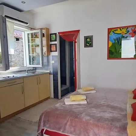 Babilo 1 Omis